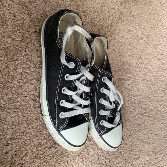 Converse size 6. - Picture 1 of 2